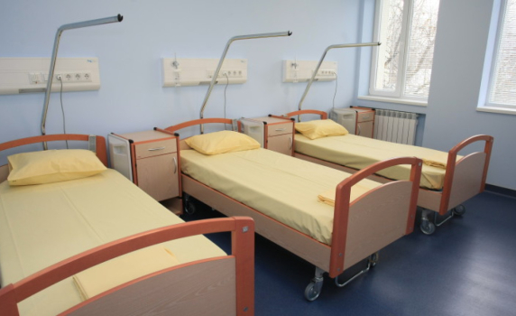 Здравната каса плаща все повече легла