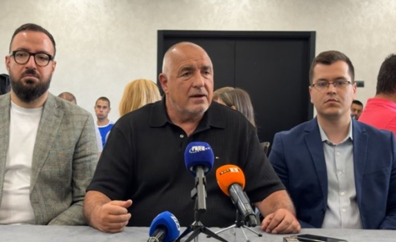 Борисов: България продава оръжия за Украйна, не подарява. Очаквах Кандев, като каза „А“, да каже и „Б“