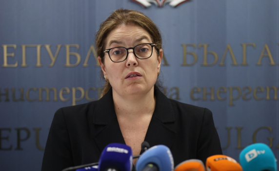Министър Петрова: Договорът с БОТАШ, Вертикалният коридор, "Чирен" - искаме да са наши стратегически активи