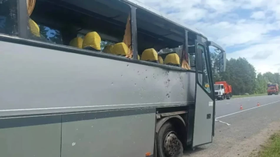 Украински войски атакуваха автобус с деца от Беларус в Брянска област, има жертва и ранени