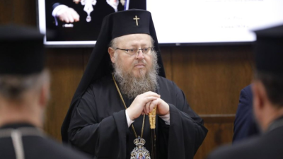 Русенският митрополит Наум осъди руските удари срещу Киево-Печорската лавра