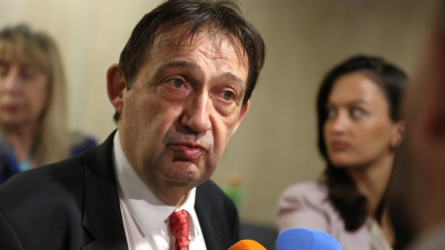 Шишков: Във Варна е действал механизъм за незаконно строителство от 2023 г. досега, открити са 42 фалшиви удостоверения