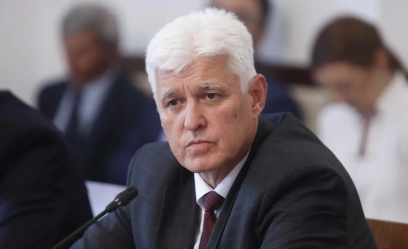 Димитър Стоянов: Отказахме на САЩ самолетите им да останат в София до 31 юли