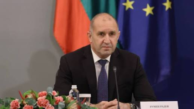 Радев: Дефицитът в бюджета ще бъде доста над 3%