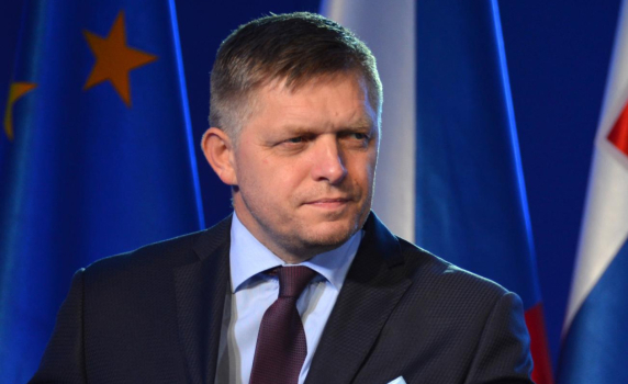Роберт Фицо: Словакия няма да подкрепи нов заем за Украйна на срещата на върха на НАТО