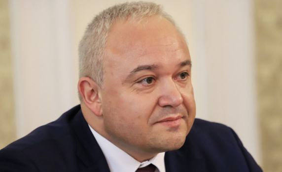 Демерджиев: Злите езици говорят, че зад фирмите доставчици на мантинели стои бивш премиер