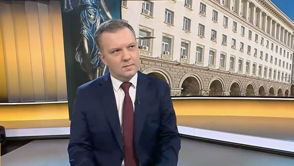 Министър Найденов: Съдебната система ще бъде от демократичен, а не сегашната от семеен тип