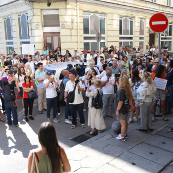 "Паркът е на хората, не го давайте на мафията": Протест в защита на Борисовата градина