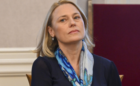 Ива Митева става зам.-министър на транспорта