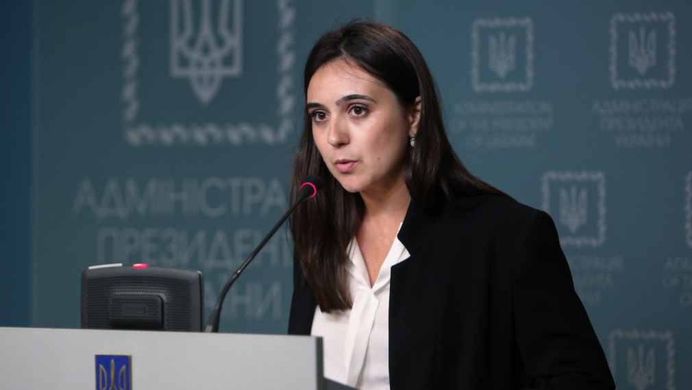 Бившата говорителка на Зеленски: От 20 000 до 50 000 долара получават чужди журналисти и професори само за едно пътуване до Украйна