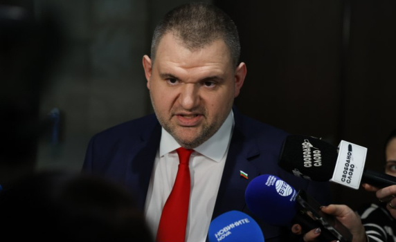 ДПС: Няма да напуснем сградата на партията, докато тече обжалването пред съда
