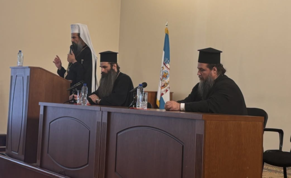 Софийските свещеници поискаха строго наказание за Никанор: Сам се е низвергнал, използва расото за хули и политическа агитация