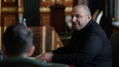Кримският татарин Рустем Умеров застава начело на украинското разузнаване