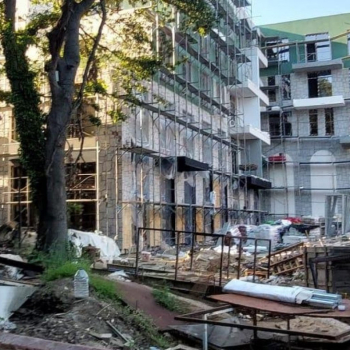 Съд отмени събарянето на 12 сгради в "Баба Алино", Коцев не мотивирал заповедите