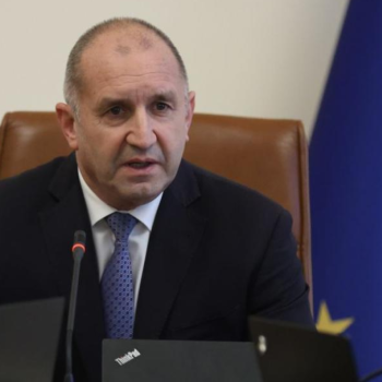 Румен Радев: Ще настояваме пред ЕК въглищните централи да бъдат признати за базова мощност
