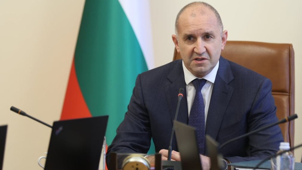 Радев: Няма отговори от Украйна на въпросите за падналия край Кардам дрон. Това навява редица въпроси