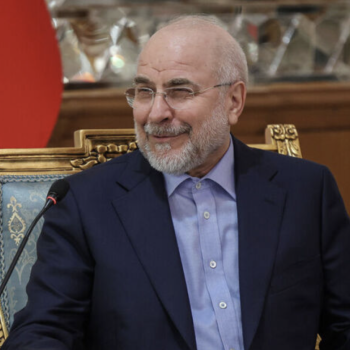 Иран: Ормузкият проток ще остане затворен, докато САЩ не изпълнят условията от споразумението