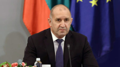Радев: Пет вертолета и "Спартан" са в готовност за гасене на пожари