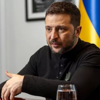 Зеленски: Изборите ще бъдат цунами, което ще разцепи Украйна