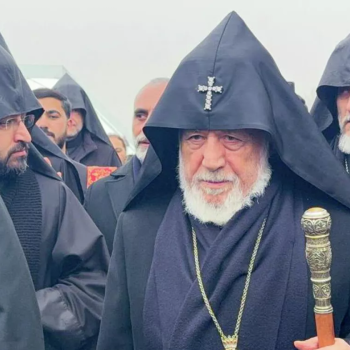 Западният преврат срещу Армения: Пашинян превърна смяната на католикоса и овладяването на Църквата в държавна политика