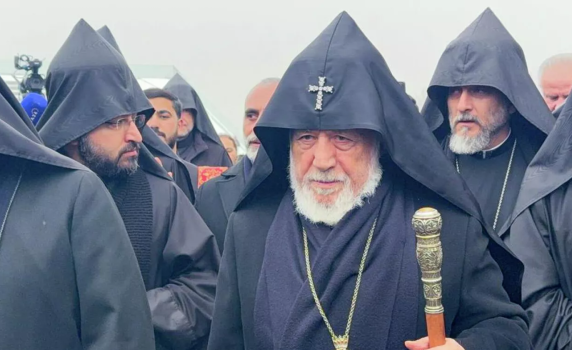Западният преврат срещу Армения: Пашинян превърна смяната на католикоса и овладяването на Църквата в държавна политика