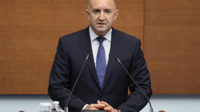 Радев: Безразсъдно е Русия да атакува Германия, но безразсъдно е и Европа да удря дълбоко в Русия