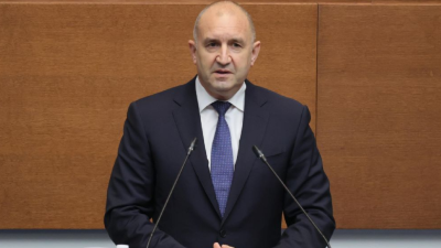 Радев: Безразсъдно е Русия да атакува Германия, но безразсъдно е и Европа да удря дълбоко в Русия