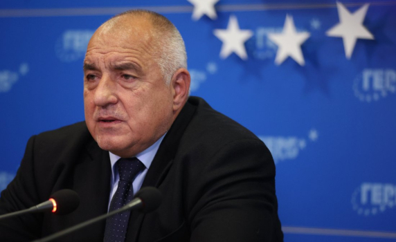 ГЕРБ се раздели за президентския вот: половината депутати искат свой кандидат
