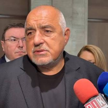 Борисов: Против съм ГЕРБ да издига кандидат за президент. Винаги съм пращал цветя на Лили Иванова, но дори тя отиде при Йотова