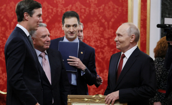 Посланието на Путин към Тръмп: Всеки изгубен ден отслабва Киев. Паузата в преговорите влоши положението на Украйна