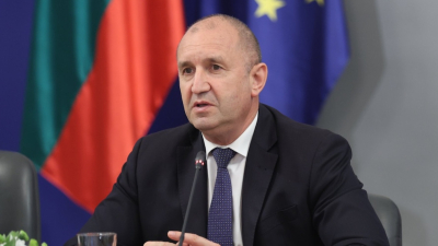 Радев: Министърът на външните работи да подготви отзоваването на посланика ни в ОАЕ