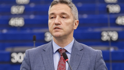 Вигенин: Кризата с медицинските кадри е заплаха за  здравеопазването в цяла Европа