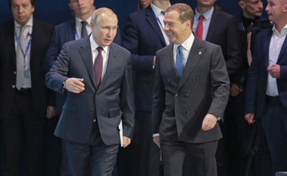 Рекордно: Партията на Путин „Единна Русия“ печели 355 места в Държавната дума