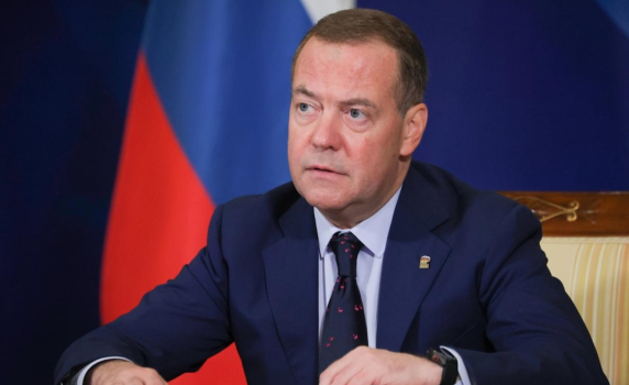 Медведев: Партията на Льо Пен вече е обикновена европейска партия – русофобска и поддръжничка на нацистите в Киев