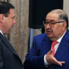 ЕС извади Фридман и Усманов от черния списък, но удължи антируските санкции с три години