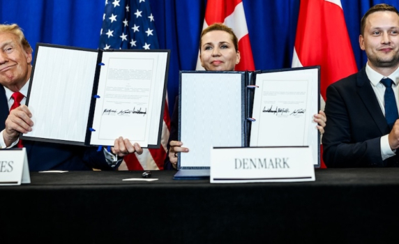 САЩ, Дания и Гренландия подписаха споразумение за нови американски бази и ограничения за чужди инвеститори
