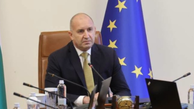 Радев: Въвеждаме пълна забрана за рекламата на хазарт. Градовете и селата приличат на Лас Вегас