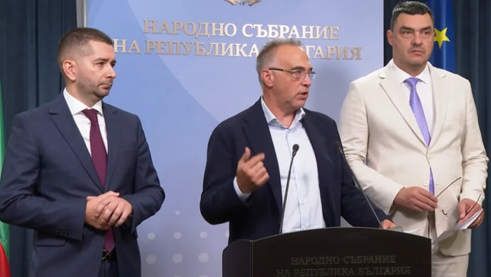 „Прогресивна България“: Йотова изложи пределно ясно българската позиция за Украйна - мир чрез преговори, а не война