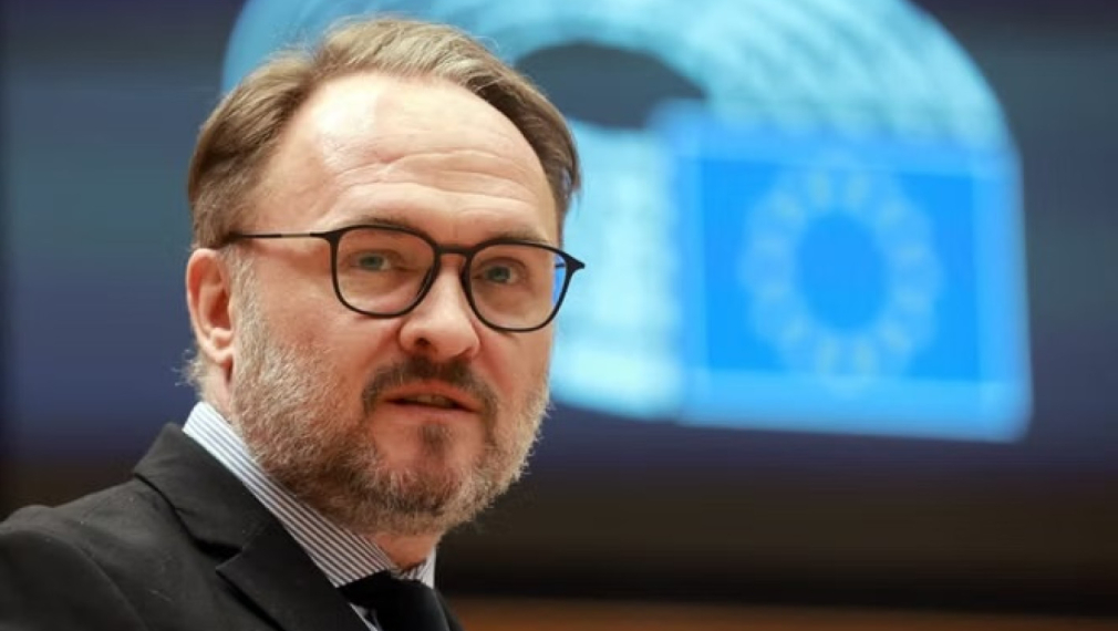 Комисарят по енергетика: ЕС е заплашен от криза на цените на енергията. Гответе се за зимата