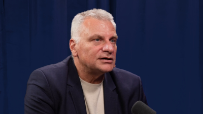 Петър Курумбашев при Явор Дачков: Радев и Йотова играят тънка ръченица. Чакат да се превърти палачинката в Европа