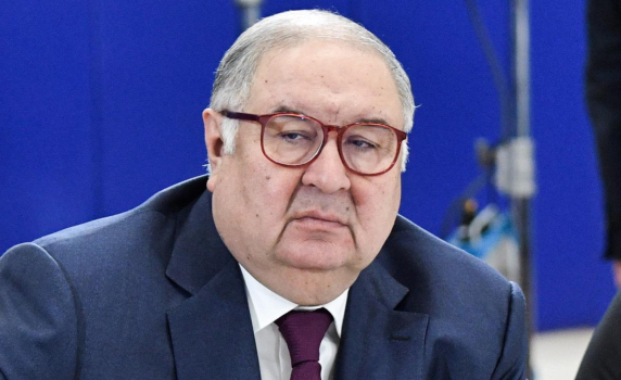 Франция обясни защо е поискала вдигане на санкциите срещу Алишер Усманов