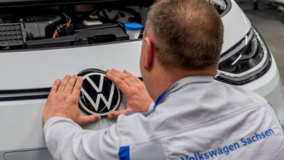 4 милиона автомобила на концерна Volkswagen се изтеглят за ремонт заради риск от отказ на управлението
