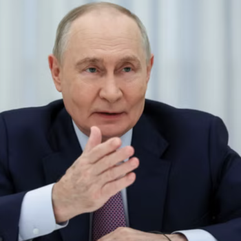 Бивш представител на НАТО: Путин смята, че печели войната в Украйна — и мисля, че е прав