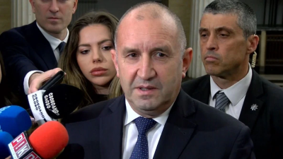 Радев: Шипка е светиня на целия народ, не само на „Възраждане“. Няма „изтърбушване“, а грижлив ремонт