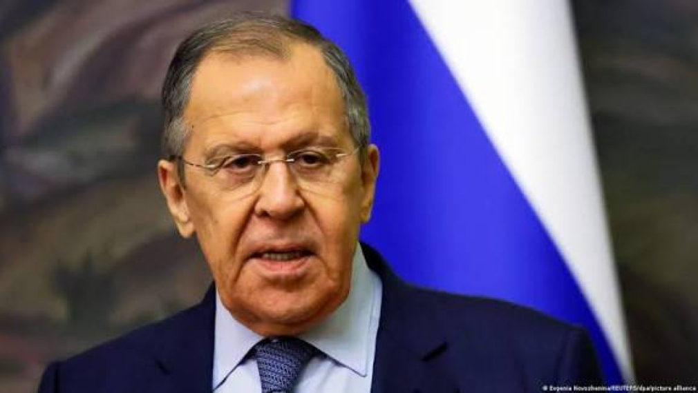 Лавров: САЩ се огънаха пред Европа и погребаха договореностите за Украйна от Анкъридж