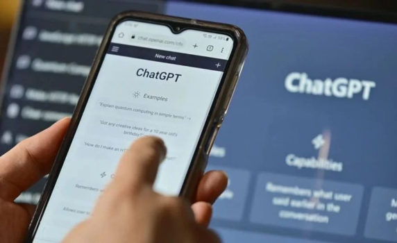 ChatGPT спира да говори онова, което искате да чуете: какво променят OpenAI