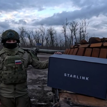 САЩ ограничиха Starlink за украинската армия без предупреждение