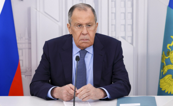 Лавров отхвърли примирие по сегашния фронт: Решението ще дойде с действията на руската армия