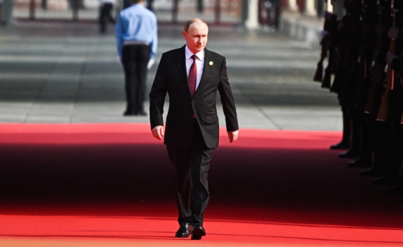 Китай подготвя евентуална среща между Путин, Тръмп и Си Цзинпин
