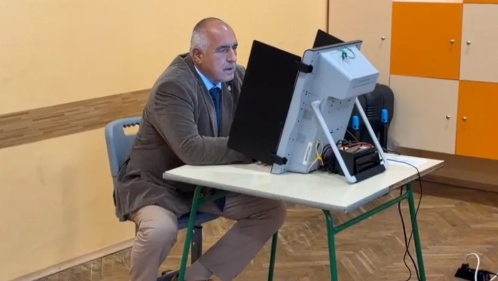 Борисов: Хората не виждат обединител на нацията. Странно е, че Радев знае, че ще има още убийства